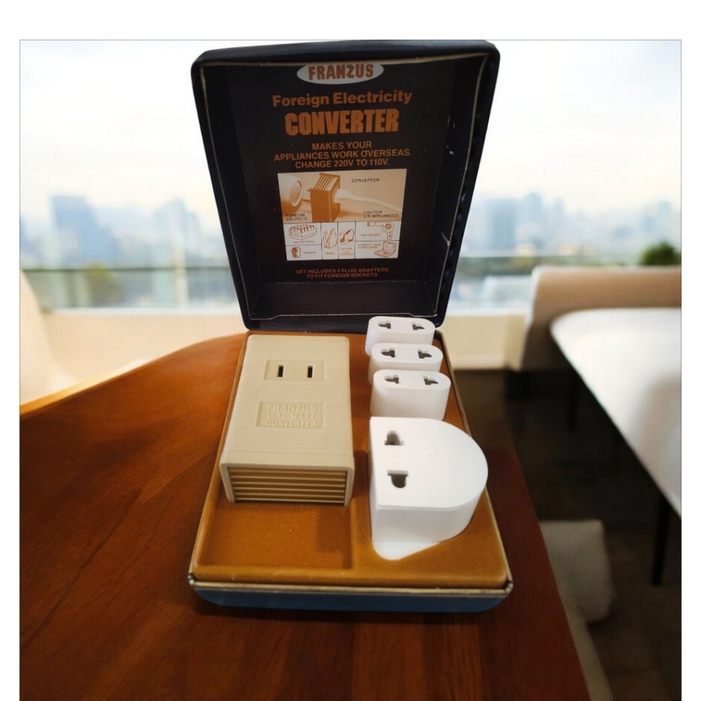 Franzus Travel Worldwide Converter Adapter Set 1600 Watt International CA-1600